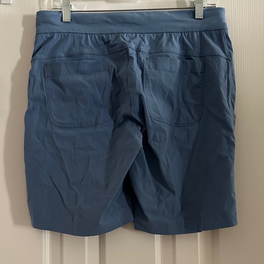 Athleta Trekkie Bermuda 2.0 Light Blue Women’s 8 Shorts Outdoors Hiking Casual - Picture 5 of 10